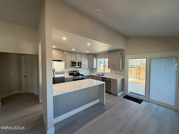 5th image of 5875 Walnut Creek Rd