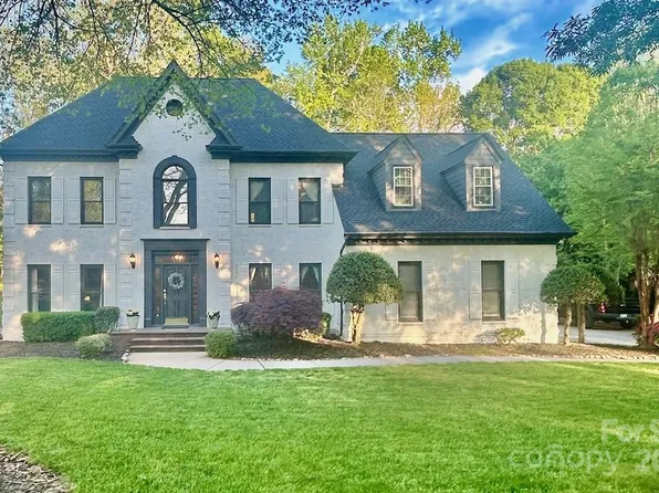 11307 Pine Valley Club Dr, Charlotte, NC 28277