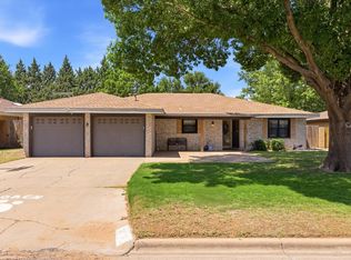 107 E 26th St, Littlefield, TX 79339