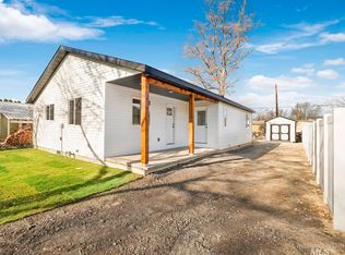 1017 Colorado St, Gooding, ID 83330