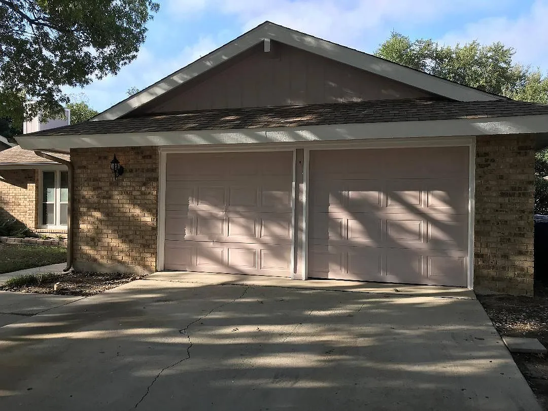 3 bed, 1650 sqft, $1,900 — Photo 2