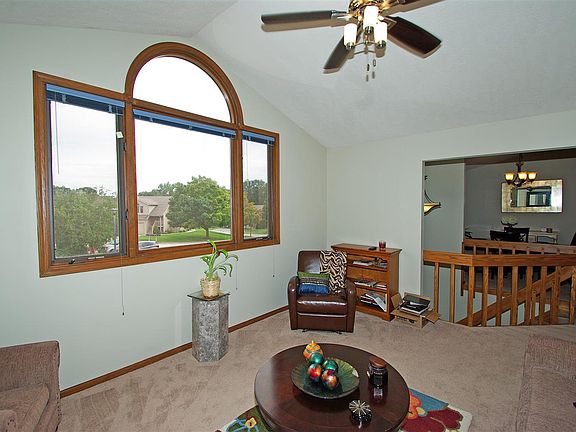 3rd image of 5112 Morning Glory Ln