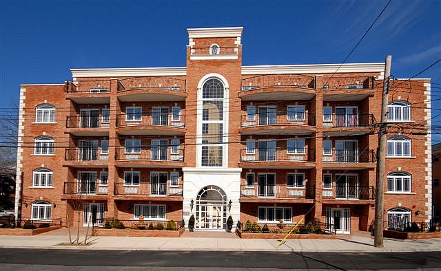 1st image of 6907 43rd Ave APT 5B