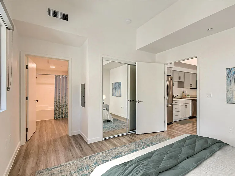 Haven at La Mesa — Photo 36