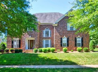 15917 Glen Miro Dr, Huntersville, NC 28078