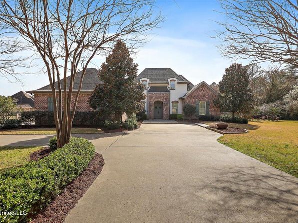 100 Indian Creek Blvd, Flowood, MS 39232