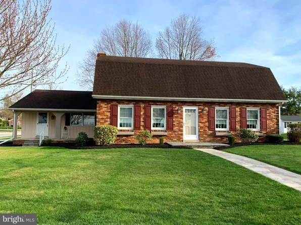353 Parkway Dr, Littlestown, PA 17340