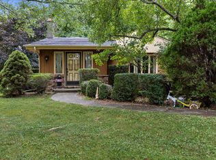 9820 37th Ave, Pleasant Prairie, WI 53158