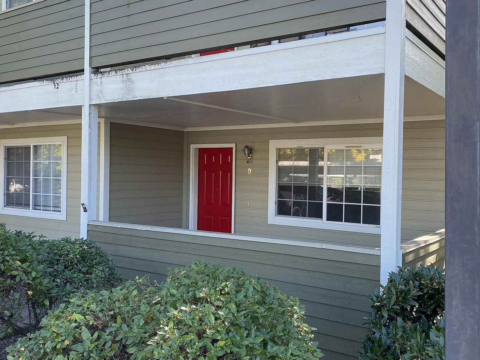 2 bed, 842 sqft, $1,100 — Photo 2