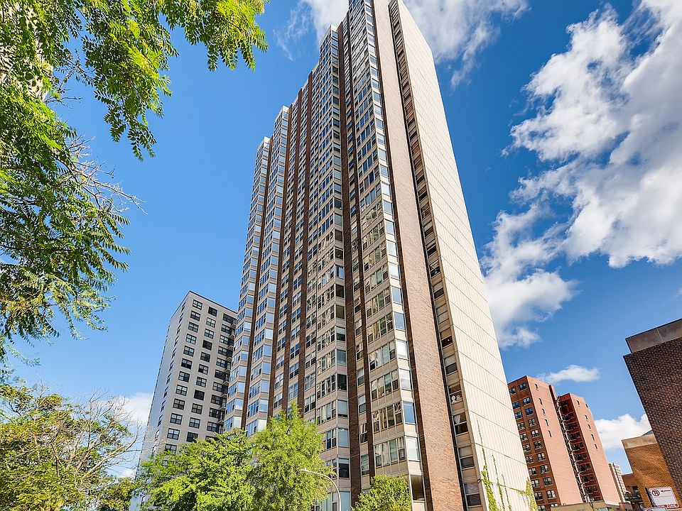 1st image of 525 W Hawthorne Pl APT 1606