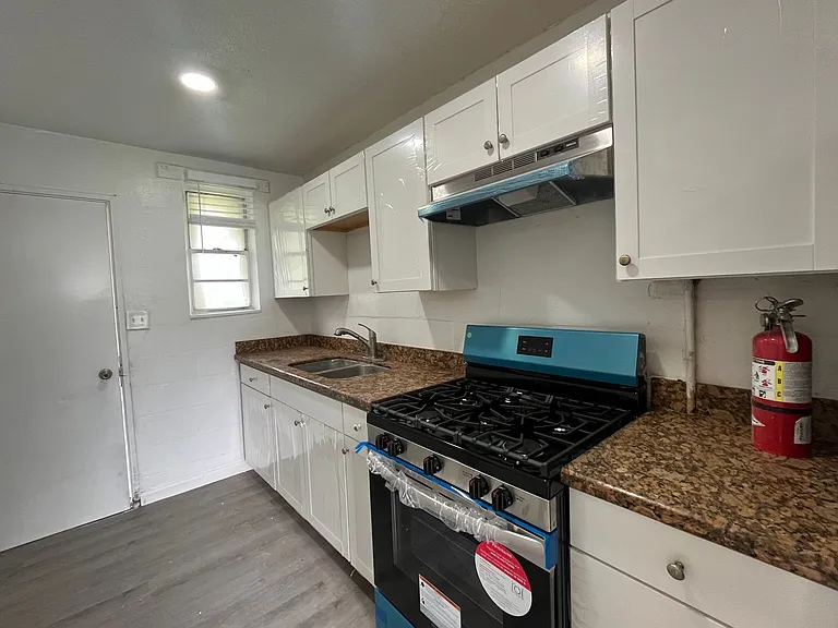 Horizon Circle Apartments — Photo 12