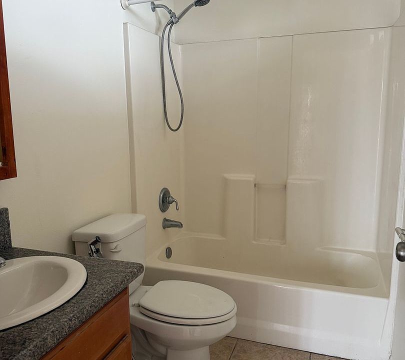 1st image of 1638 W 227th St APT 4