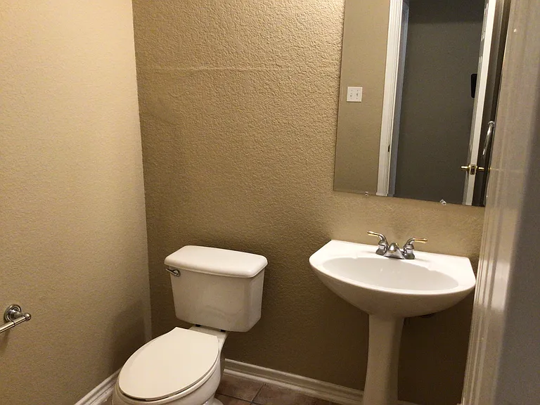 7508 Creek Meadow Dr — Photo 9