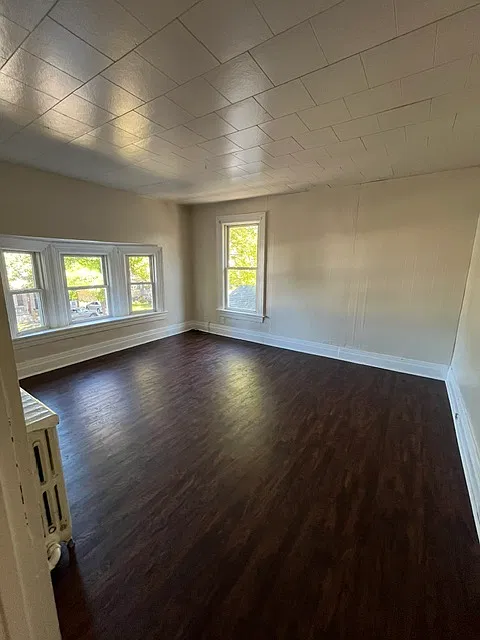 189 Augustine Street - Up — Photo 1