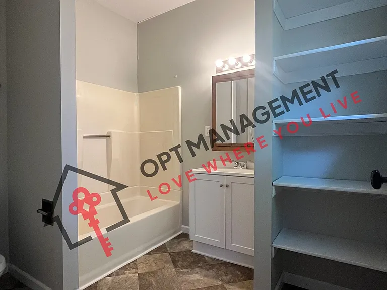 1318 South St #4 — Photo 7