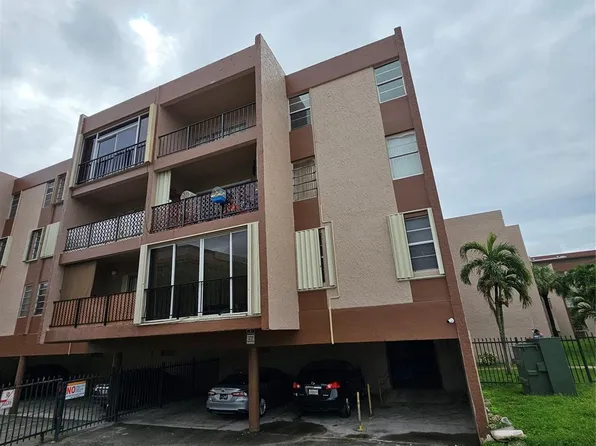 1900 W 68th Street #A-302, Hialeah, FL 33014