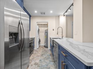 242 Barrow St APT 2B, Jersey City, NJ 07302