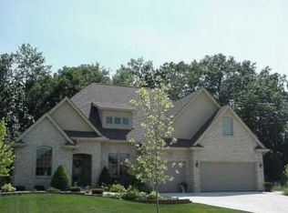284 W Muirfield Dr, Valparaiso, IN 46385