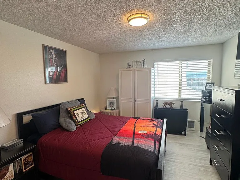9030 Seward Park Ave S #203 — Photo 9