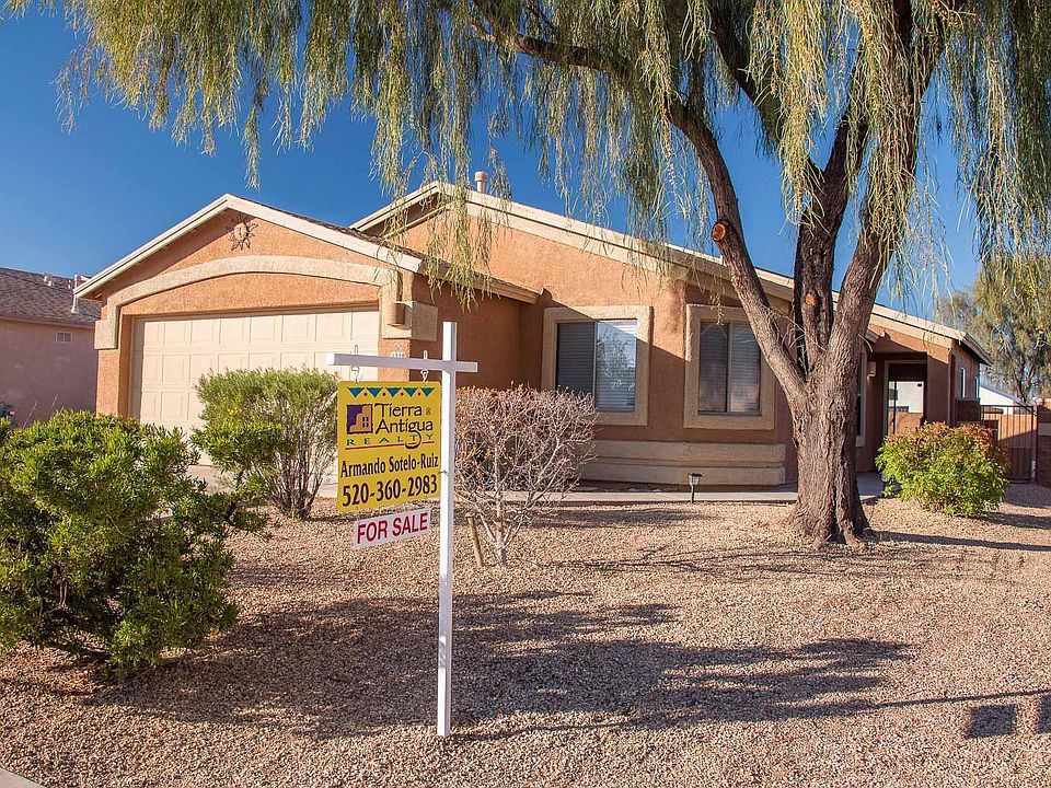 1st image of 1310 W Calle Rio Naranja