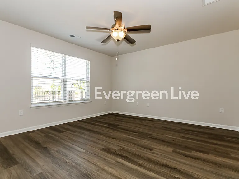 2255 Courtina Way — Photo 7