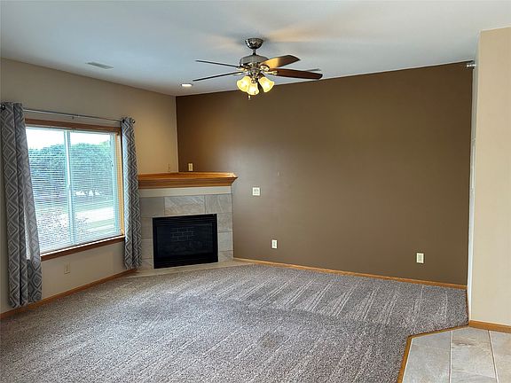 2nd image of 1380 SE Florence Dr Unit 48U