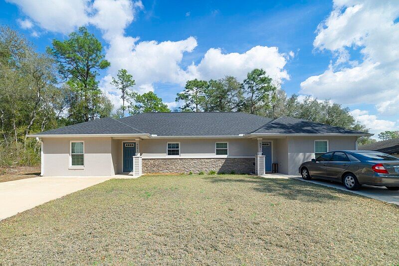 1st image of 9093 N Peachtree Way