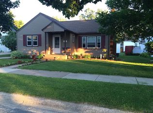 411 Broadway Ave, Wausau, WI 54403