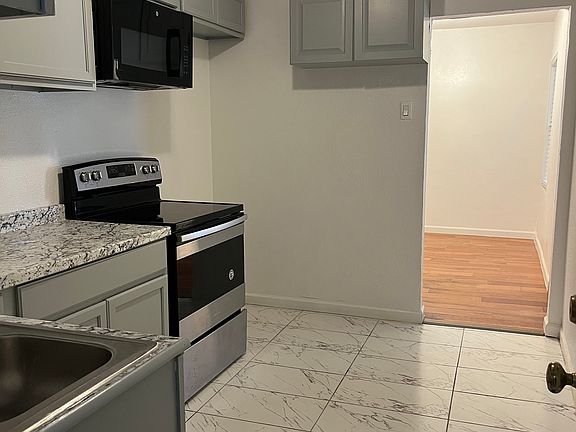 3rd image of 4910 W University Blvd