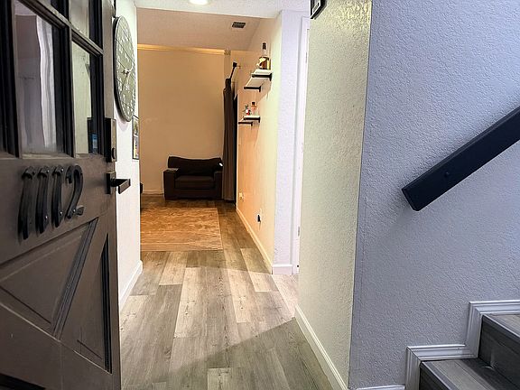 2nd image of 1112 Bel Aire Cir