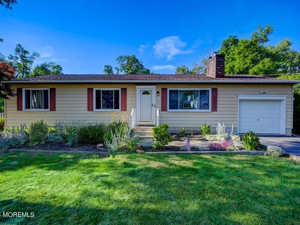 26 Brown Lane, New Egypt, NJ 08533