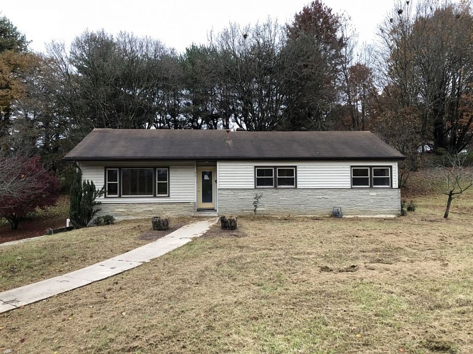 1st image of 51 Cherry Ln