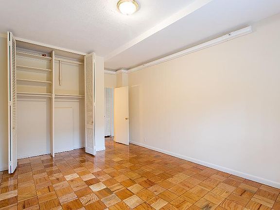 4th image of 102 Monmouth St #414