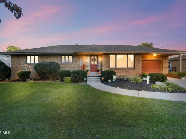 143 S Berlin Ave, Oregon, OH 43616