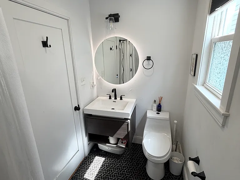311 Lexington St #3 — Photo 13
