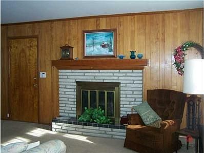 5th image of 6058 N Alton Ave