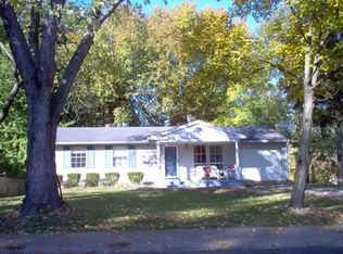 714 N Oakland Ave, Carbondale, IL 62901