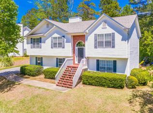 5515 Chestnut Creek Ln, Flowery Branch, GA 30542