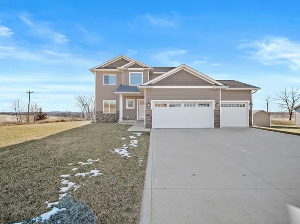 1301 W 14th Ave, Indianola, IA 50125