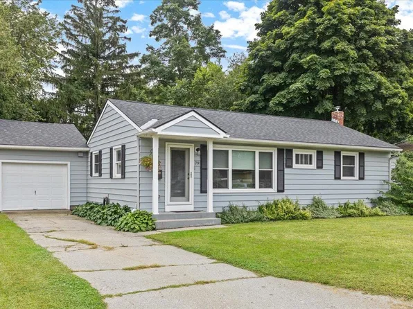 79 Cross Parkway, Burlington, VT 05408