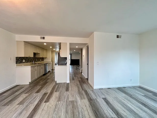 3550 Carter Dr #126 — Photo 3