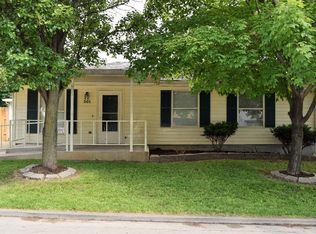301 Woodcross Pl, Lexington, KY 40509