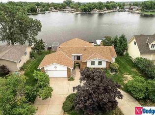 27 Ginger Cove Rd, Valley, NE 68064