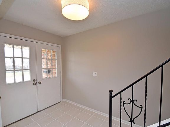 3rd image of 10617 Bradbury Dr
