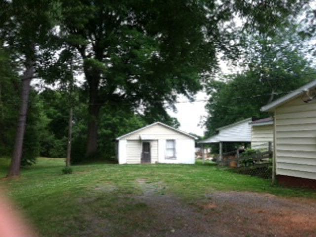 2nd image of 118 Blackhawk Dr