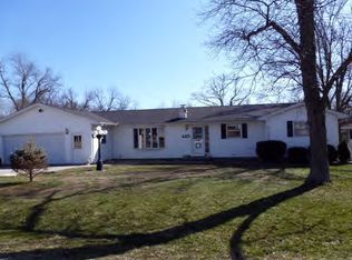 625 North Dr, Mount Zion, IL 62549