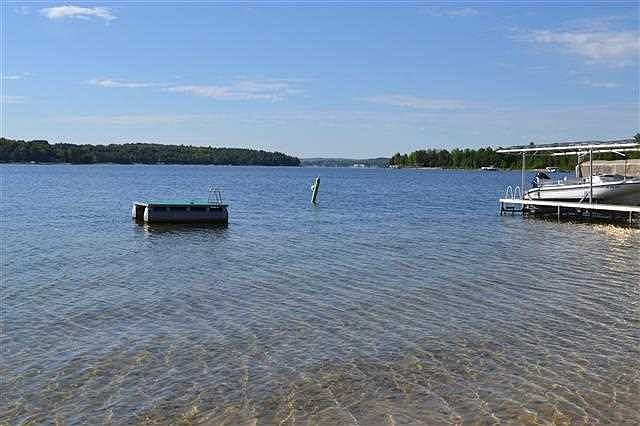 1st image of 292 Cove Ln