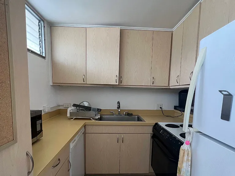 1414 Alexander St #903 — Photo 3