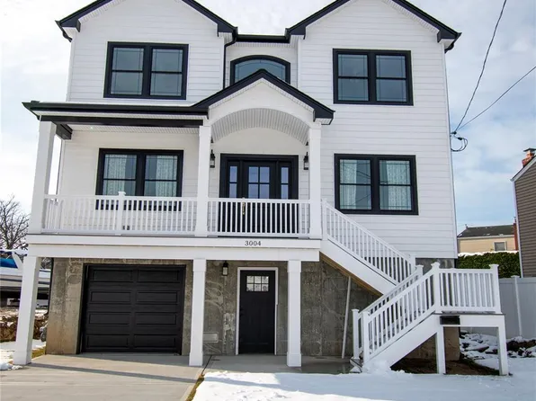 3004 Harbor Street, Baldwin Harbor, NY 11510