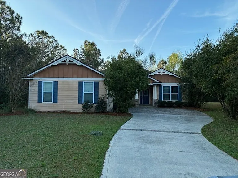 216 Holm Pl — Photo 1